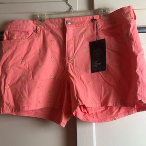 Plus size banana shorts size 20